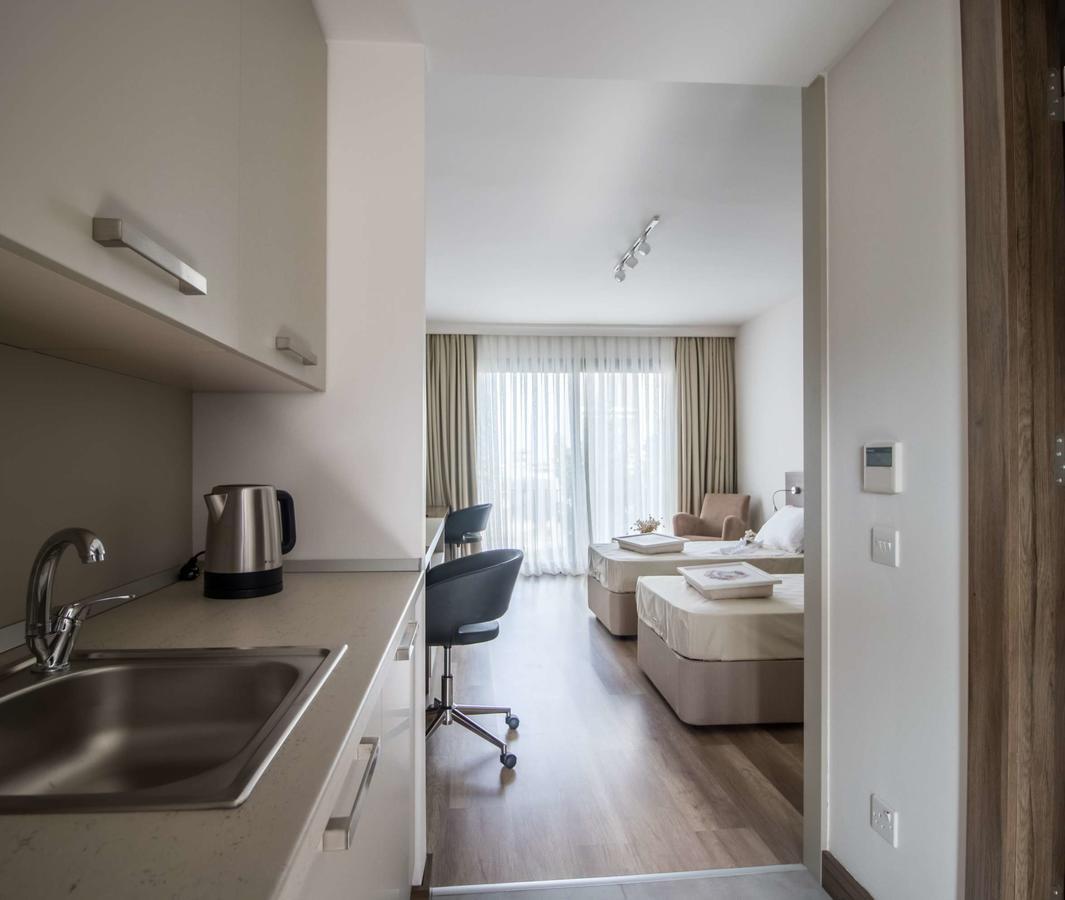 Lavanta Residence Кирения Экстерьер фото